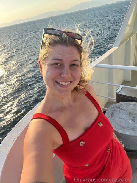 Luisa Loves top star gallery