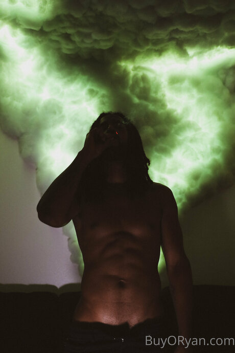 Oryanoryan star erotic pictures