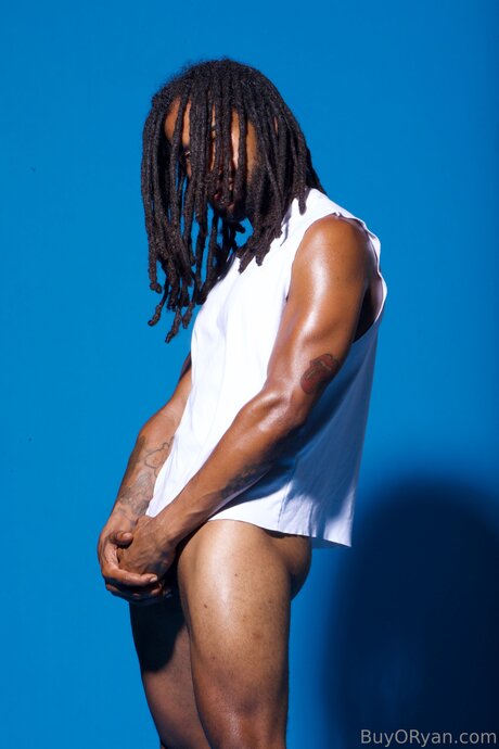 Oryanoryan pornographic star photos