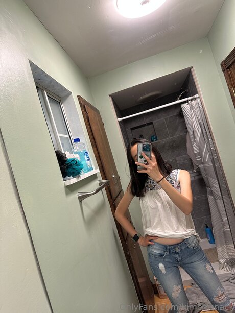 Kimchisnack art actress photos