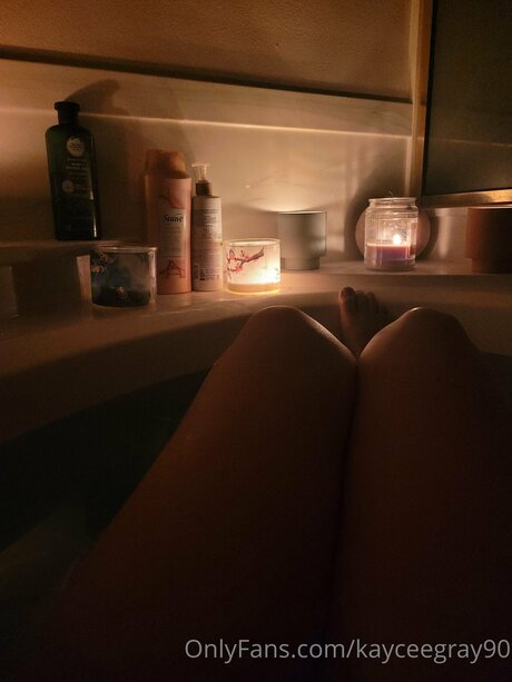 Kayceegray89 model top picture