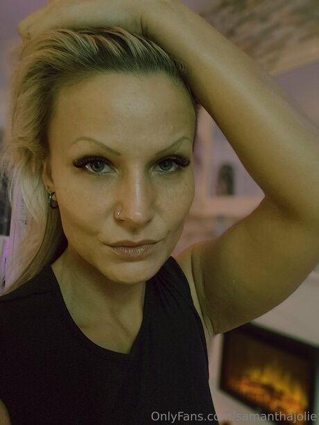 Samanthajolie xxx actress archive