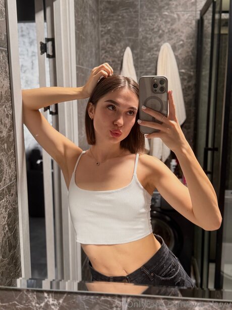 Eva Skyyy sex actress image