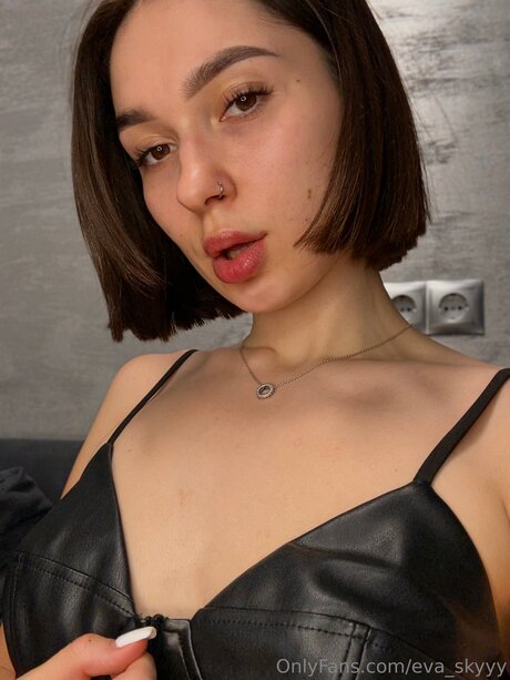 Eva Skyyy xxx star picture