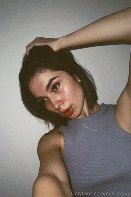 Eva Skyyy model best photo