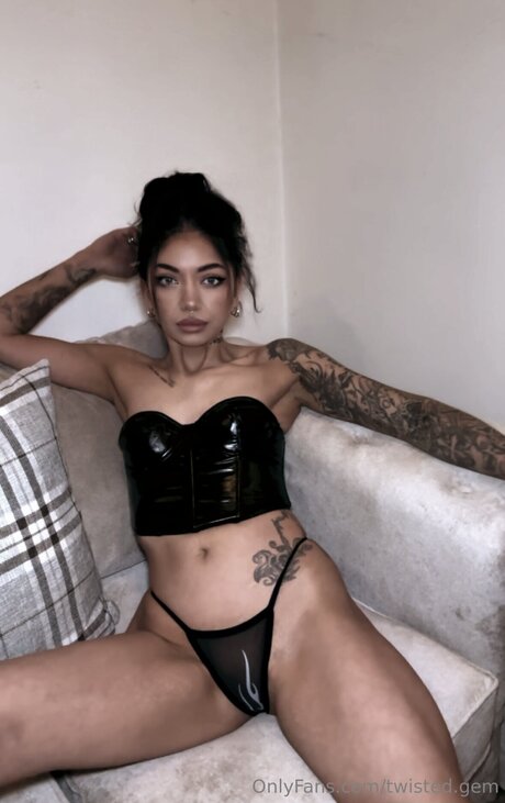 Twisted Gem star image