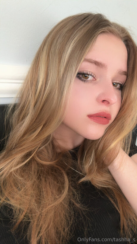 Tashha S best star img