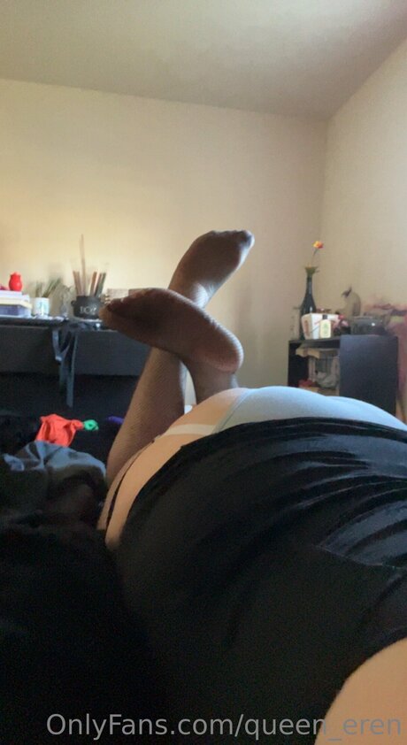 Queen Astrid star hot photo