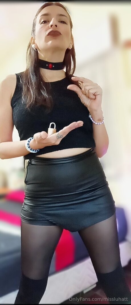 Missluhatt model beautiful archive