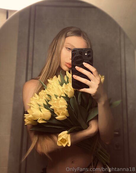 Brightanna18 erotic pornstar img