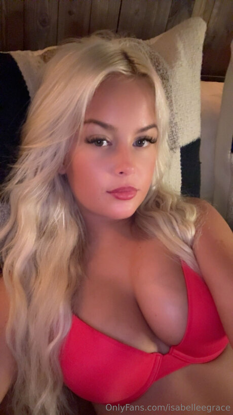 Isabelleegrace hot star photos