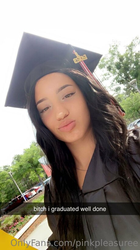 Pinkpleasuree pornstar xxx pictures