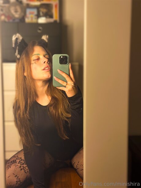 Minishira naked star photos