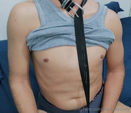 Naughtycody model perfect pic