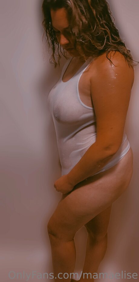 Mamaelise high quality pornstar pictures