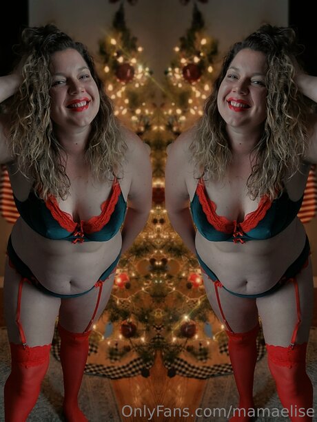 Mamaelise model adult photos