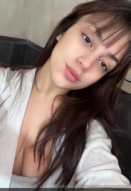 Princesamelosa pretty model picture