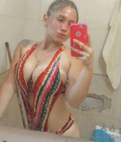 Princesamelosa model beautiful photo