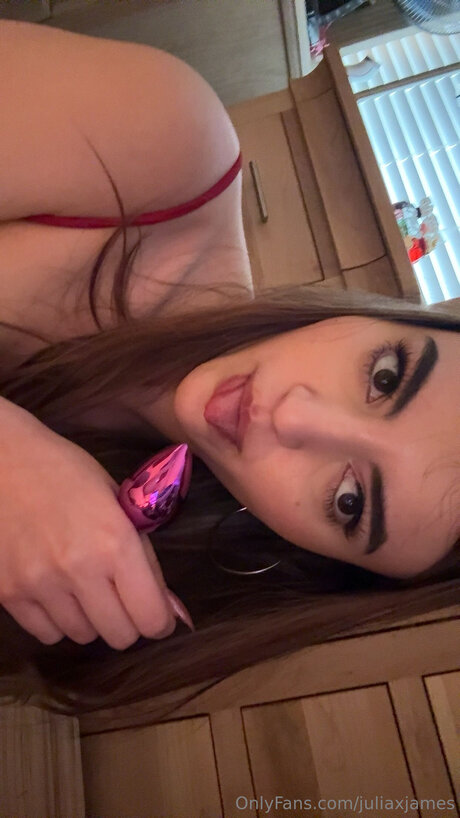 Juliaxjames xxx actress img