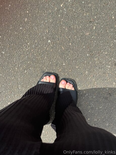 Lolly Kinks model exclusive picture