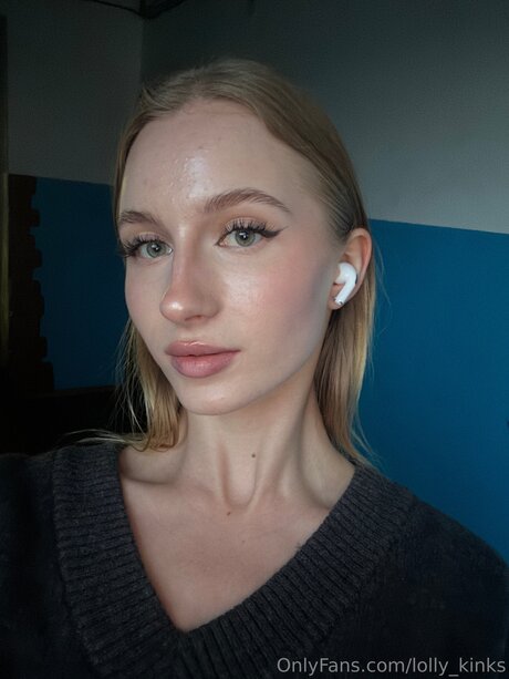 Lolly Kinks top model images