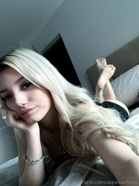 Alexiiswhitee best pornstar archive