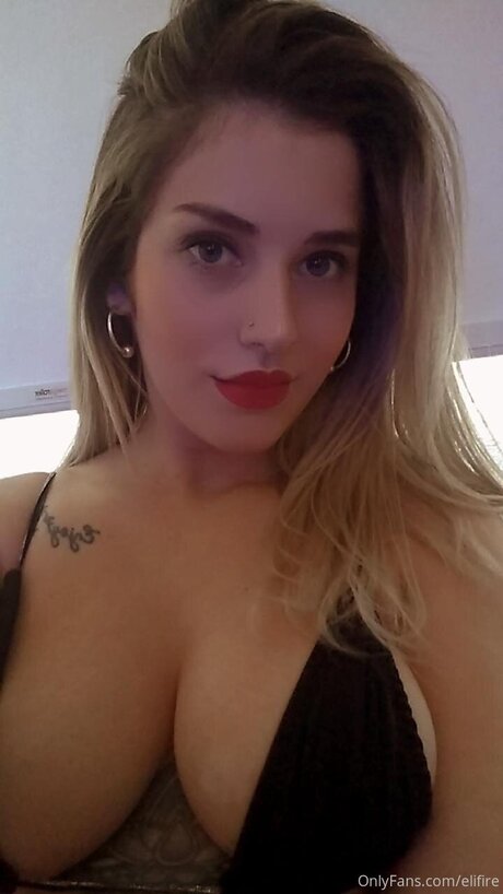 Elifire adult star image