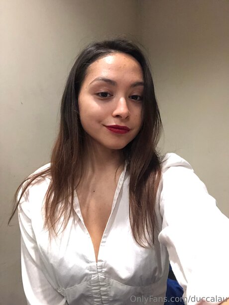 Venusinab pornographic model pictures