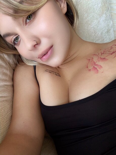 Ivyyxcutie high quality actress pics