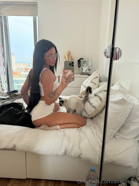 Averyelsh erotic pornstar photo