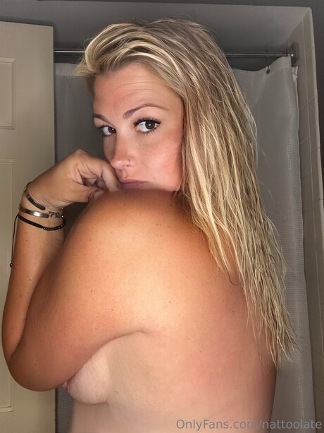 Nattoolate sexy star gallery