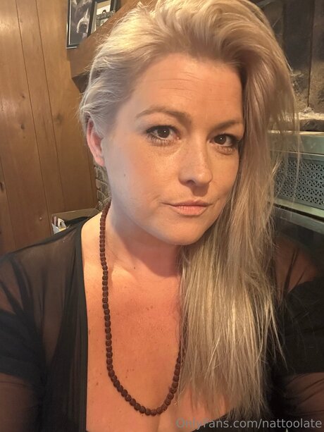 Nattoolate art actress photo