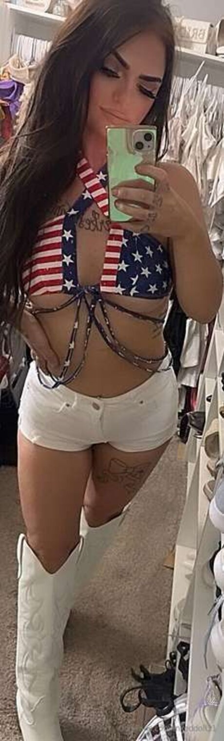 Inkeddoll11 model exclusive image