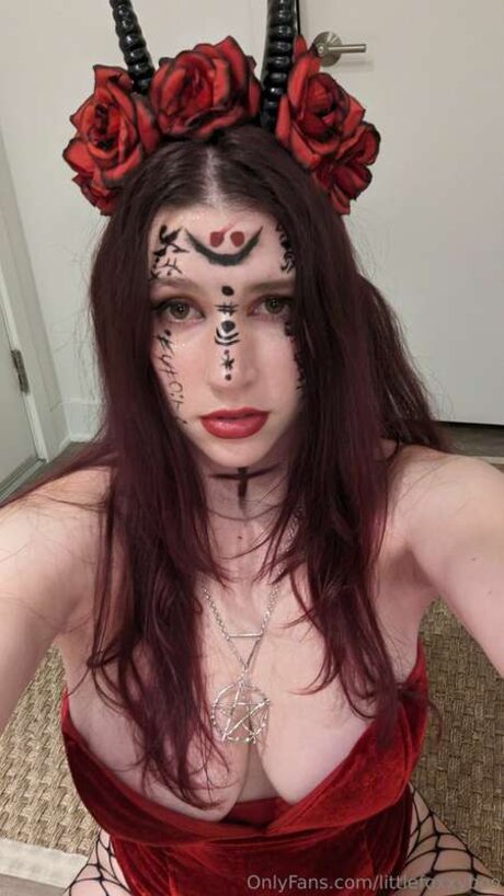 Littlefoxxyboo hot star image