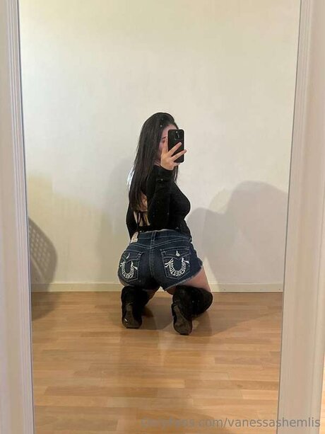 Vanessashemlis exclusive pornstar photo