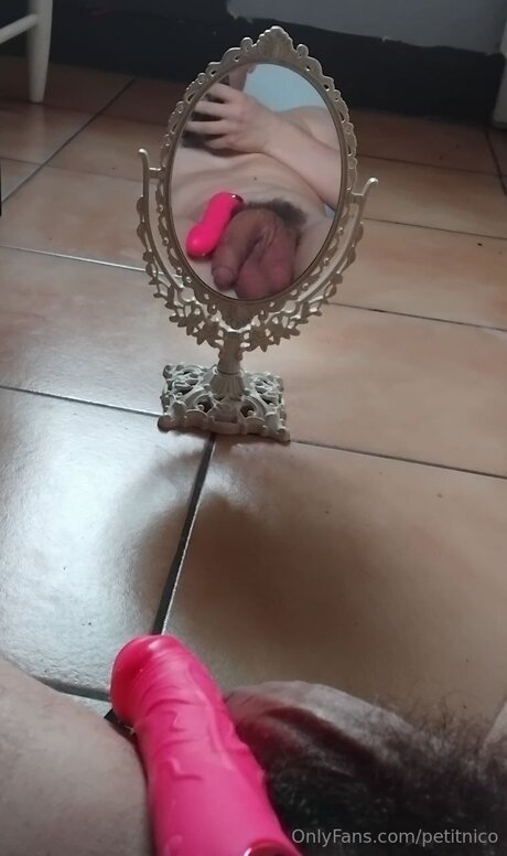 Petitnico erotic pornstar pics