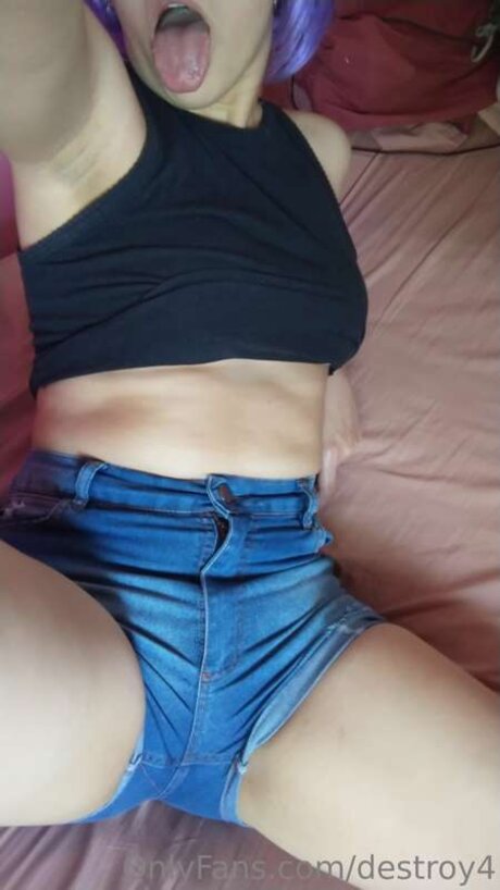 Destroy4 nudes star pictures