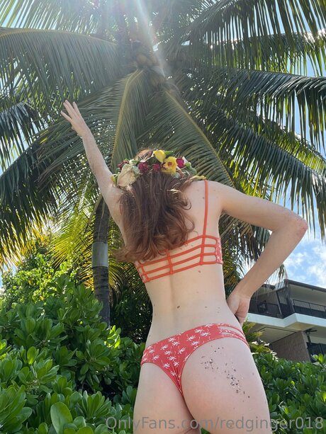 Redginger018 hot model photo