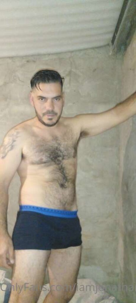 Iamjonathanbold model erotic pic