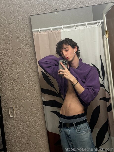 Ethanlustx star high quality images