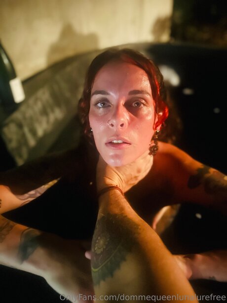 Dommequeenlunalurefree model high quality img