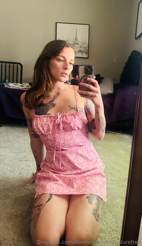 Dommequeenlunalurefree model nice image