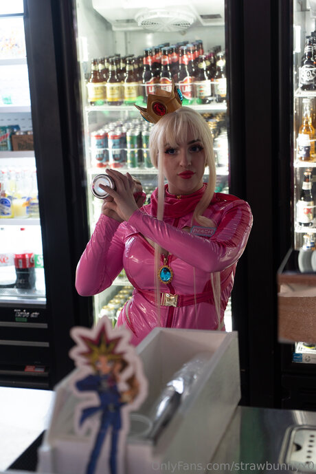 Strawbunnyx0 Profile pic