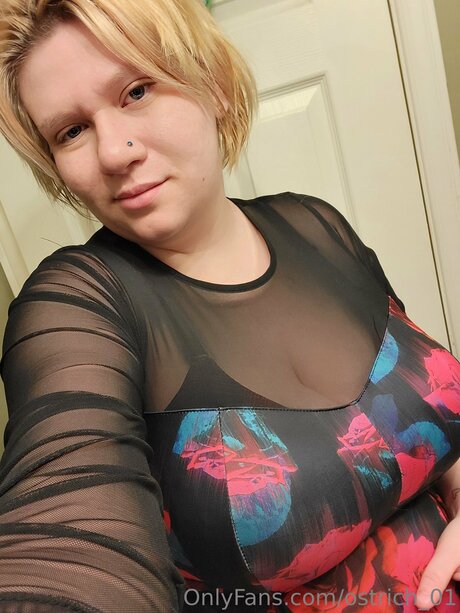 Ostrich 01 xxx actress photos