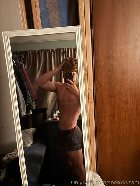 Sneakkysam star pornographic picture