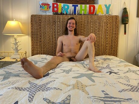 Fallencirca model beautiful photo