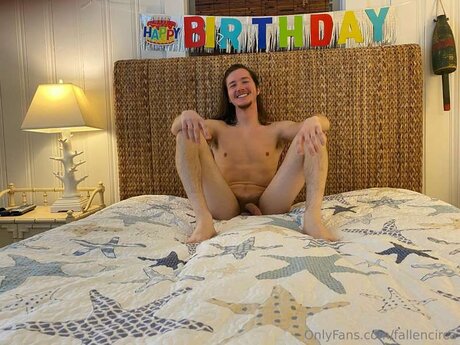 Fallencirca exclusive model photos