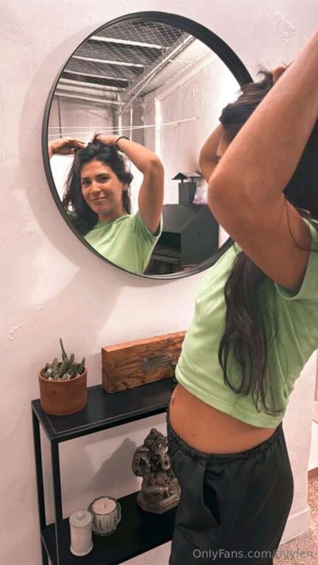 Ayylen pornstar sex image