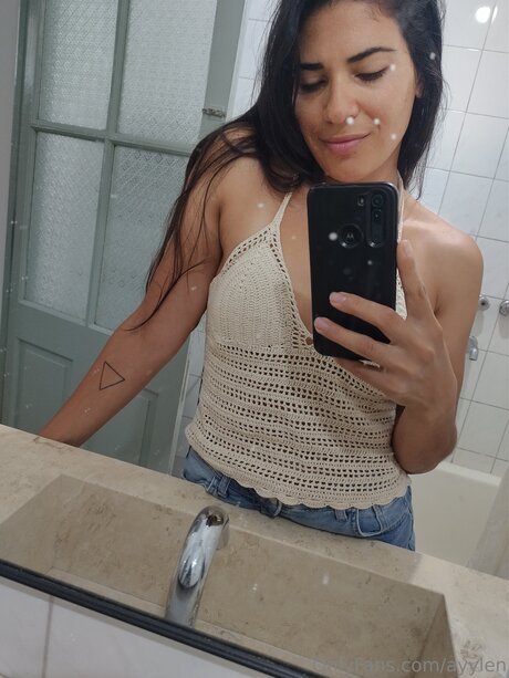 Ayylen pretty pornstar img