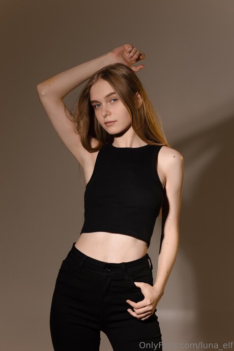 Arya Lune star art img